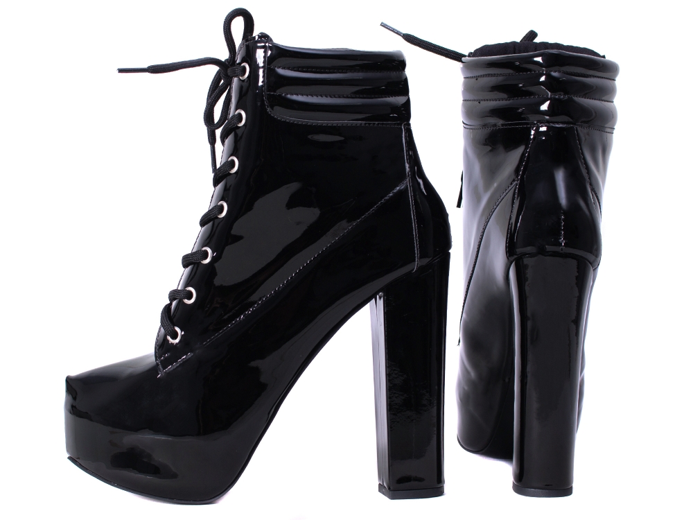  - Bota Coturno Meia Pata Verniz Preto