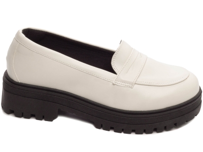  - Mocassim Feminino Tratorado