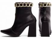  - Bota Bico Fino Cano Médio