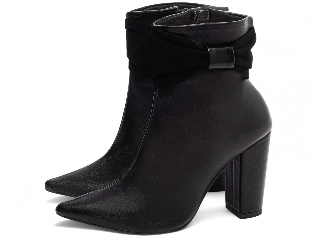 Bota Bico Fino Feminina