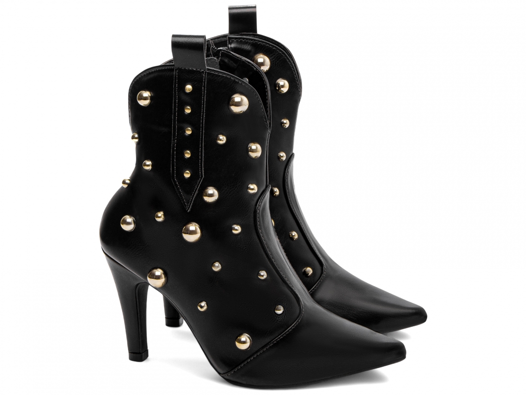 Bota Bico Fino Feminina